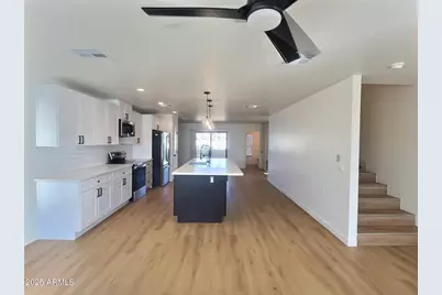 2502 E Paradise Lane #Apt 2, Phoenix, AZ 85032 - Photo 10