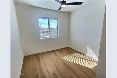 2502 E Paradise Lane #Apt 2, Phoenix, AZ 85032 - Photo 32