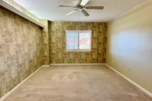 10330 W Thunderbird Blvd, Sun City, AZ 85351 - Photo 18