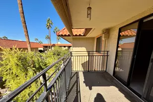 10330 W Thunderbird Blvd, Sun City, AZ 85351 - Photo 12