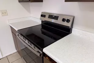 5725 N 71st Ave, Glendale, AZ 85303 - Photo 6