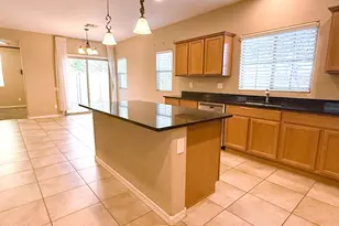 2146 W Scully Dr, Phoenix, AZ 85023 - Photo 16