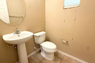 2146 W Scully Dr, Phoenix, AZ 85023 - Photo 8