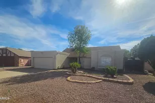 5523 W Yucca St, Glendale, AZ 85304 - Photo 2