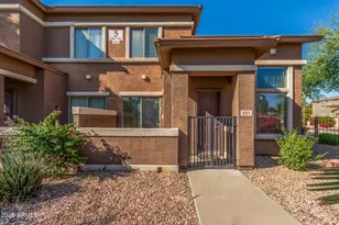 15240 N 142nd Ave, Surprise, AZ 85379 - Photo 2