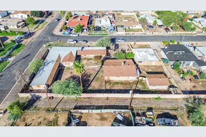 6239 S 12th Place, Phoenix, AZ 85042 - Photo 4