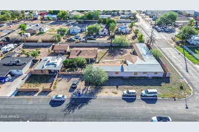 6239 S 12th Place, Phoenix, AZ 85042 - Photo 1