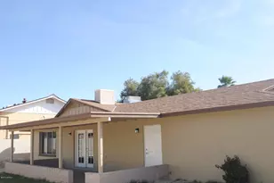 5746 N 41st Dr, Phoenix, AZ 85019 - Photo 4