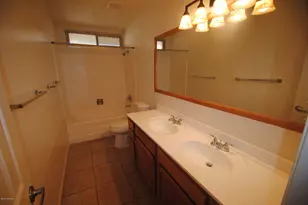 5746 N 41st Dr, Phoenix, AZ 85019 - Photo 12