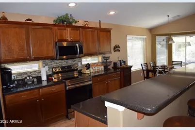 131 S Verde Lane, Casa Grande, AZ 85194 - Photo 10