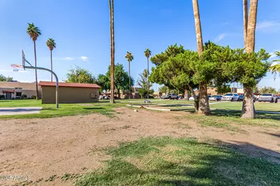 6806 W Devonshire Avenue, Phoenix, AZ 85033 - Photo 26