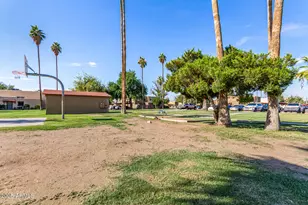 6806 W Devonshire Ave, Phoenix, AZ 85033 - Photo 26