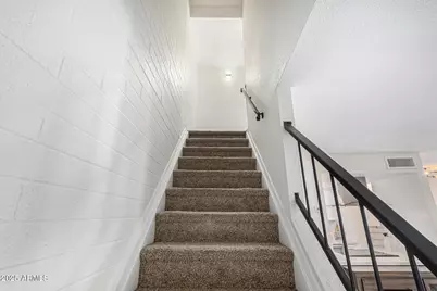 6806 W Devonshire Avenue, Phoenix, AZ 85033 - Photo 12