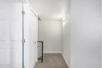 6806 W Devonshire Avenue, Phoenix, AZ 85033 - Photo 12
