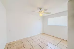 4718 N 39th Ave, Phoenix, AZ 85019 - Photo 14