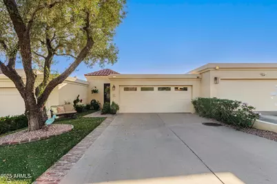 3800 E Lincoln Drive E #37, Phoenix, AZ 85018 - Photo 1