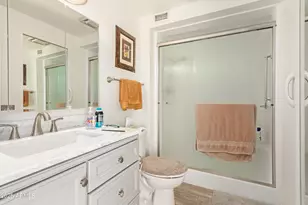 9437 W Long Hills Dr, Sun City, AZ 85351 - Photo 20