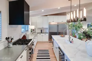 243 W Harmont Dr, Phoenix, AZ 85021 - Photo 6