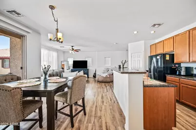 8115 W Lynwood Street, Phoenix, AZ 85043 - Photo 10