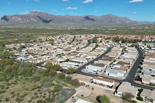 3301 S Goldfield Rd, Apache Junction, AZ 85119 - Photo 2