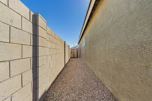47662 W Mellen Ln, Maricopa, AZ 85139 - Photo 32