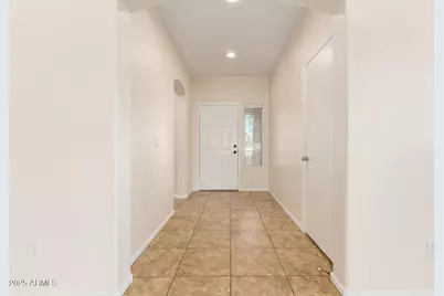 21673 W Hess Avenue, Buckeye, AZ 85326 - Photo 8