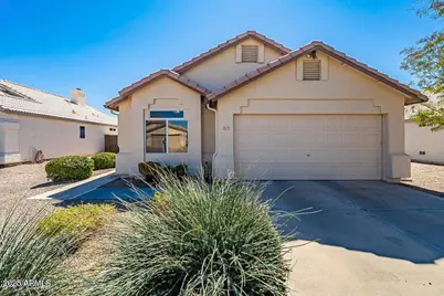 213 W Caroline Lane, Chandler, AZ 85225 - Photo 1