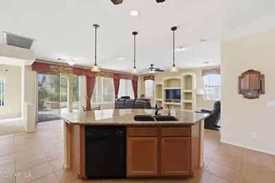 42609 W Milky Way, Maricopa, AZ 85138 - Photo 12