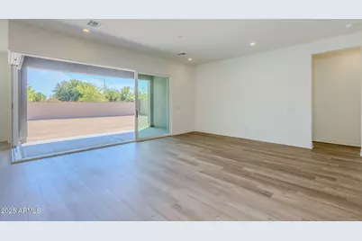 17625 W Crawfordsville Drive, Surprise, AZ 85388 - Photo 10