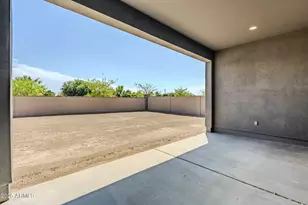 17625 W Crawfordsville Dr, Surprise, AZ 85388 - Photo 42