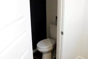 9133 W Sells Dr, Phoenix, AZ 85037 - Photo 10