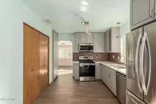 542 S Higley Rd, Mesa, AZ 85206 - Photo 10