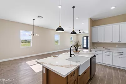 14688 S 204th Lane, Buckeye, AZ 85326 - Photo 16