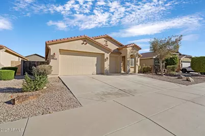 17818 W Lincoln Street, Goodyear, AZ 85338 - Photo 2