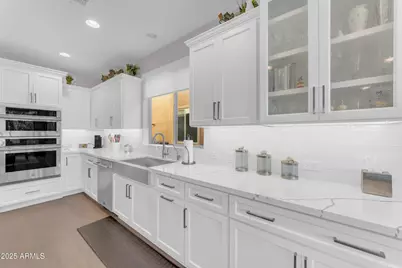 374 E Bracciano Avenue, San Tan Valley, AZ 85140 - Photo 12