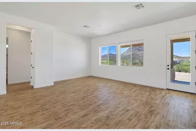 48126 N Coyote Pass Road, New River, AZ 85087 - Photo 6