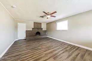 6921 W Hazelwood St, Phoenix, AZ 85033 - Photo 2