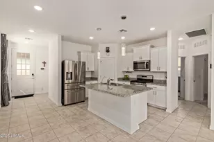 40643 W Shaver Dr, Maricopa, AZ 85138 - Photo 6