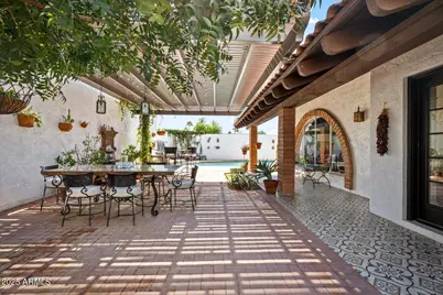 2022 E Bishop Drive, Tempe, AZ 85282 - Photo 16