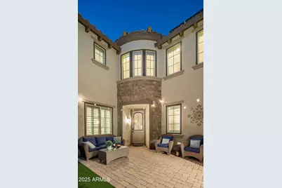 21724 N 36th Street, Phoenix, AZ 85050 - Photo 2