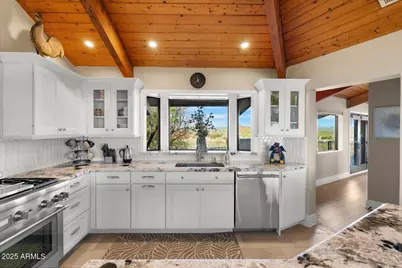 27412 N 147th Avenue, Surprise, AZ 85387 - Photo 12