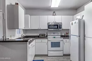 1295 N Ash St, Gilbert, AZ 85233 - Photo 8