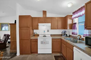 9822 E Main St, Mesa, AZ 85207 - Photo 14