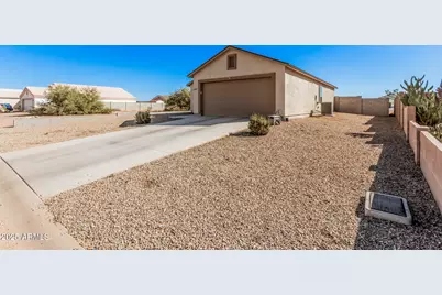 14815 S Redondo Road, Arizona City, AZ 85123 - Photo 4