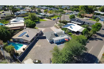 1326 E Earll Drive, Phoenix, AZ 85014 - Photo 32