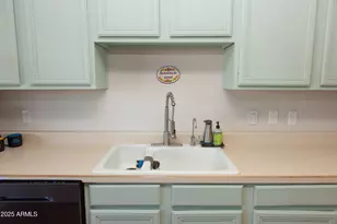 1326 E Earll Dr, Phoenix, AZ 85014 - Photo 38