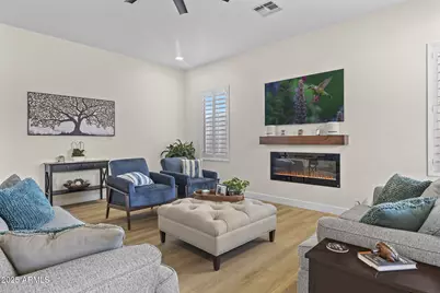 5548 E Via Montoya Drive, Phoenix, AZ 85054 - Photo 1