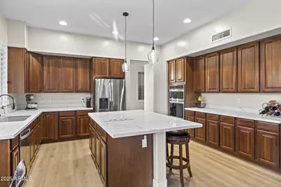 5548 E Via Montoya Drive, Phoenix, AZ 85054 - Photo 8