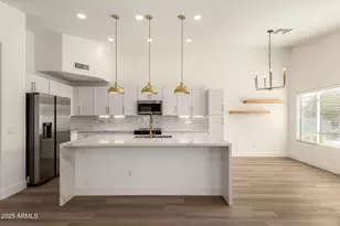 3129 E Oraibi Dr, Phoenix, AZ 85050 - Photo 4