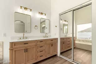 3129 E Oraibi Dr, Phoenix, AZ 85050 - Photo 16